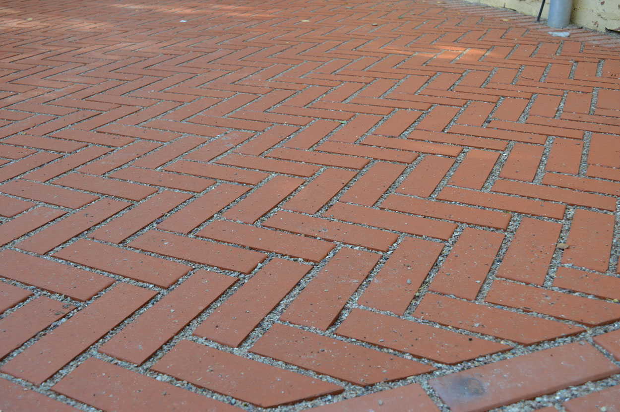 Тротуарная клинкерная брусчатка Vandersanden Gorlitz красная, 240*118*52 мм